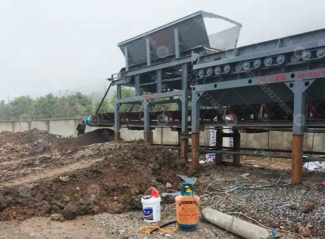 1560黏土泥石分離機生產現(xiàn)場